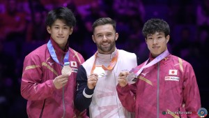 podium mag floor ph simone ferraro sfe08345 copia